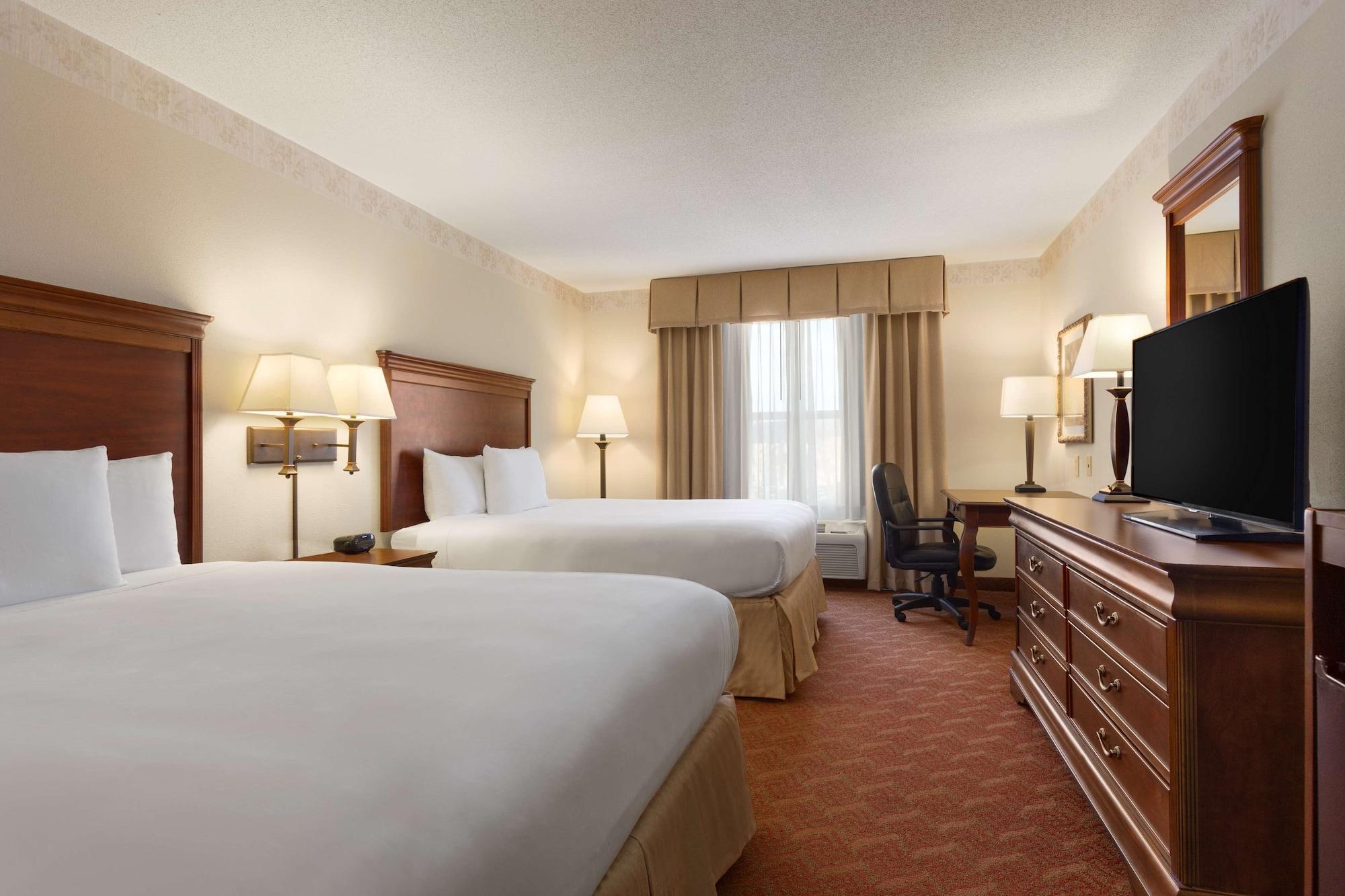 Spark By Hilton Woodbridge Eksteriør bilde