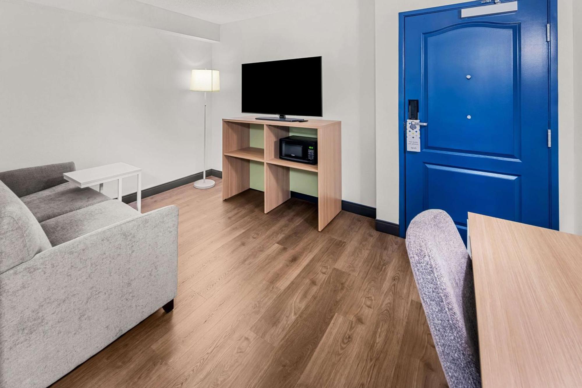 Spark By Hilton Woodbridge Eksteriør bilde